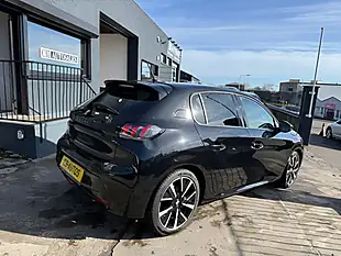 Used 2020 Peugeot 208 Allure Black - Interior and Exterior details 4