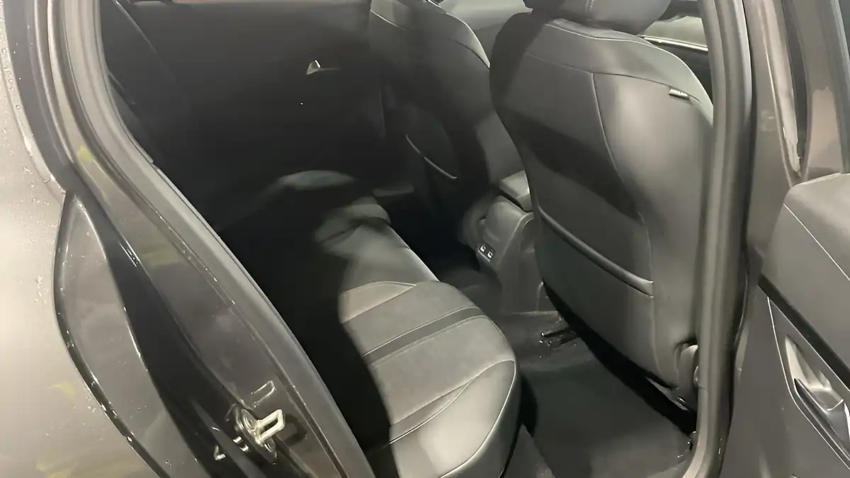 Used 2020 Peugeot 208 Allure Grey - Interior and Exterior details 16