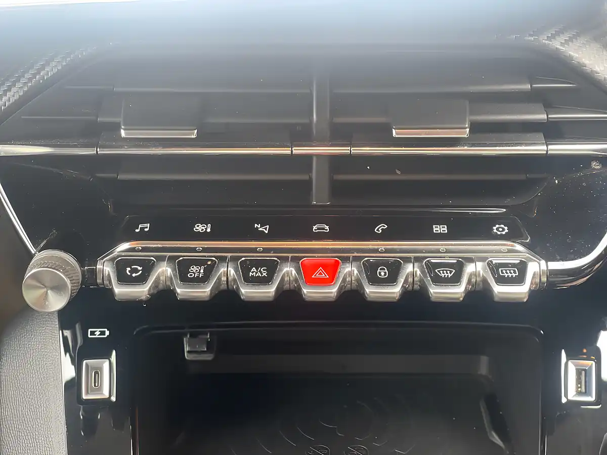 Used 2020 Peugeot 208 Allure Premium Black - Interior and Exterior details 13