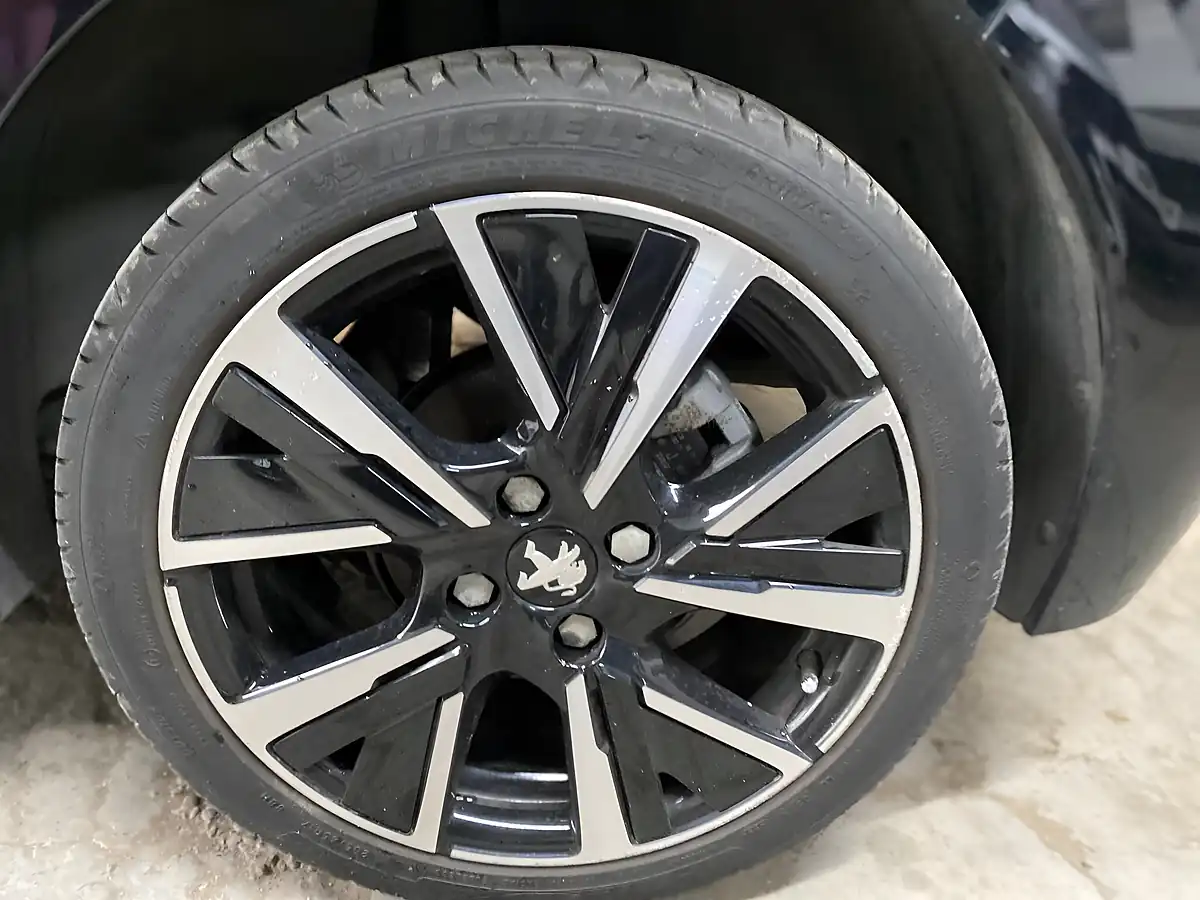 Used 2020 Peugeot 208 Allure Premium Black - Interior and Exterior details 16