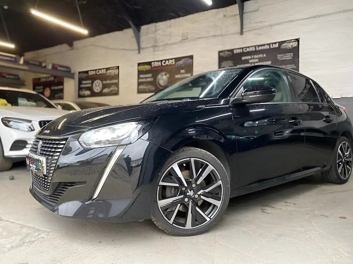 Used 2020 Peugeot 208 Allure Premium Black - Interior and Exterior details 9