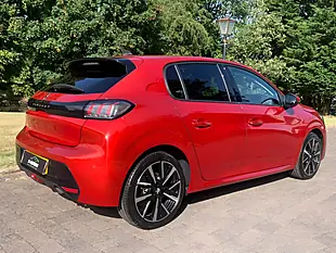 Used 2020 Peugeot 208 Allure Premium Red - Interior and Exterior details 10