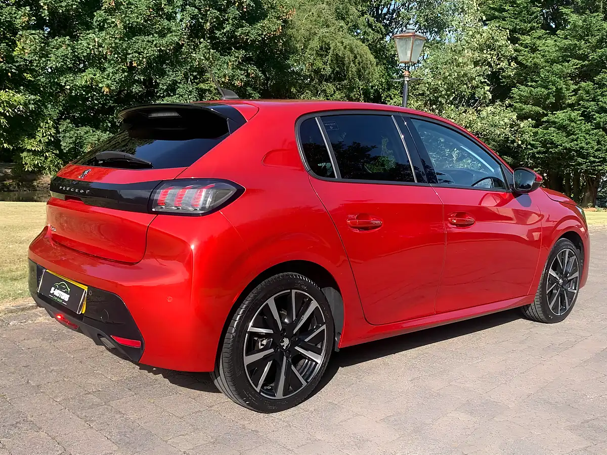 Used 2020 Peugeot 208 Allure Premium Red - Interior and Exterior details 10
