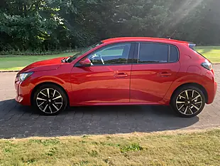 Used 2020 Peugeot 208 Allure Premium Red - Interior and Exterior details 12