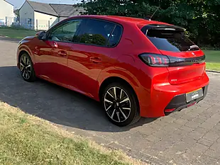 Used 2020 Peugeot 208 Allure Premium Red - Interior and Exterior details 13