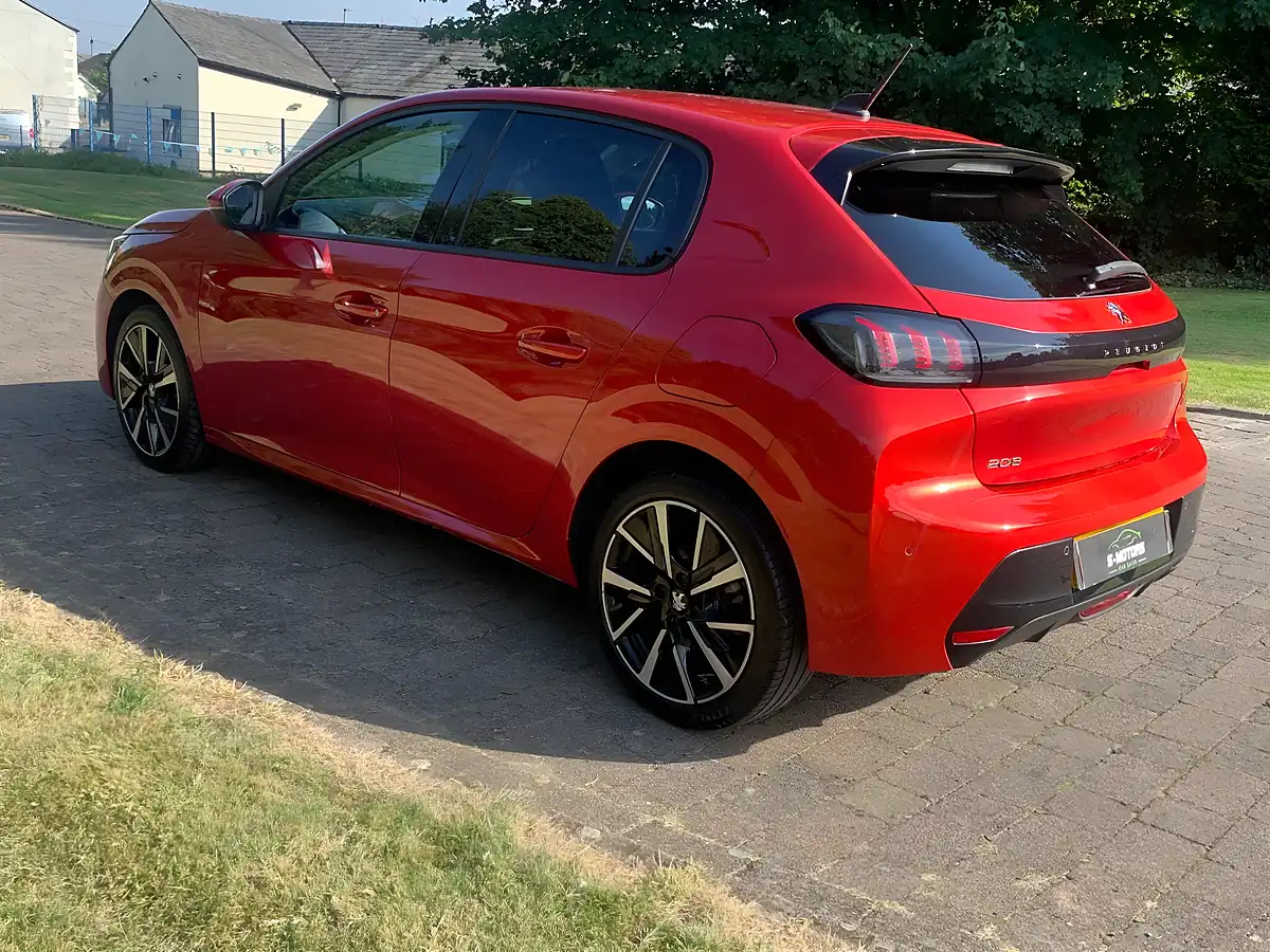 Used 2020 Peugeot 208 Allure Premium Red - Interior and Exterior details 13
