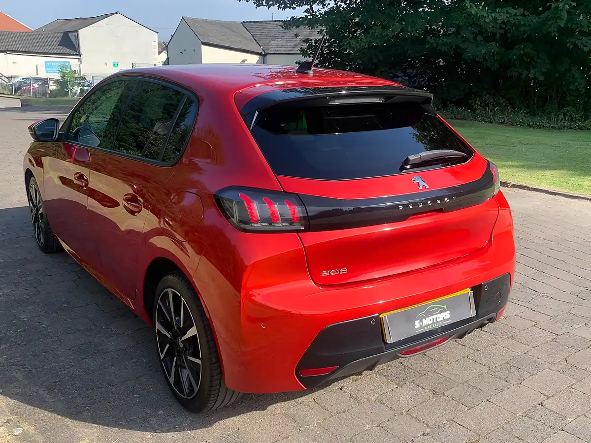 Used 2020 Peugeot 208 Allure Premium Red - Interior and Exterior details 14