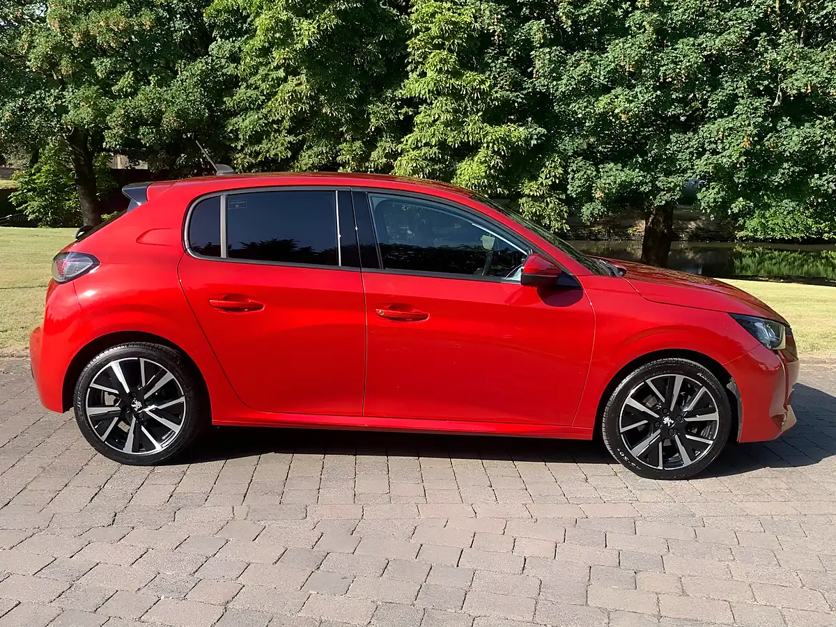 Used 2020 Peugeot 208 Allure Premium Red - Interior and Exterior details 9