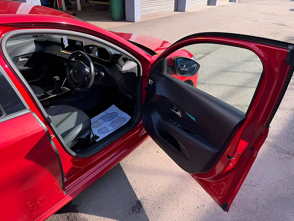 Used 2020 Peugeot 208 Allure Red - Interior and Exterior details 13