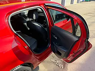 Used 2020 Peugeot 208 Allure Red - Interior and Exterior details 16