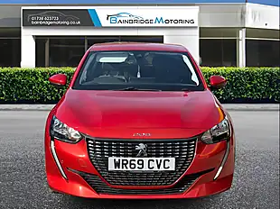 Used 2020 Peugeot 208 Allure Red - Interior and Exterior details 8