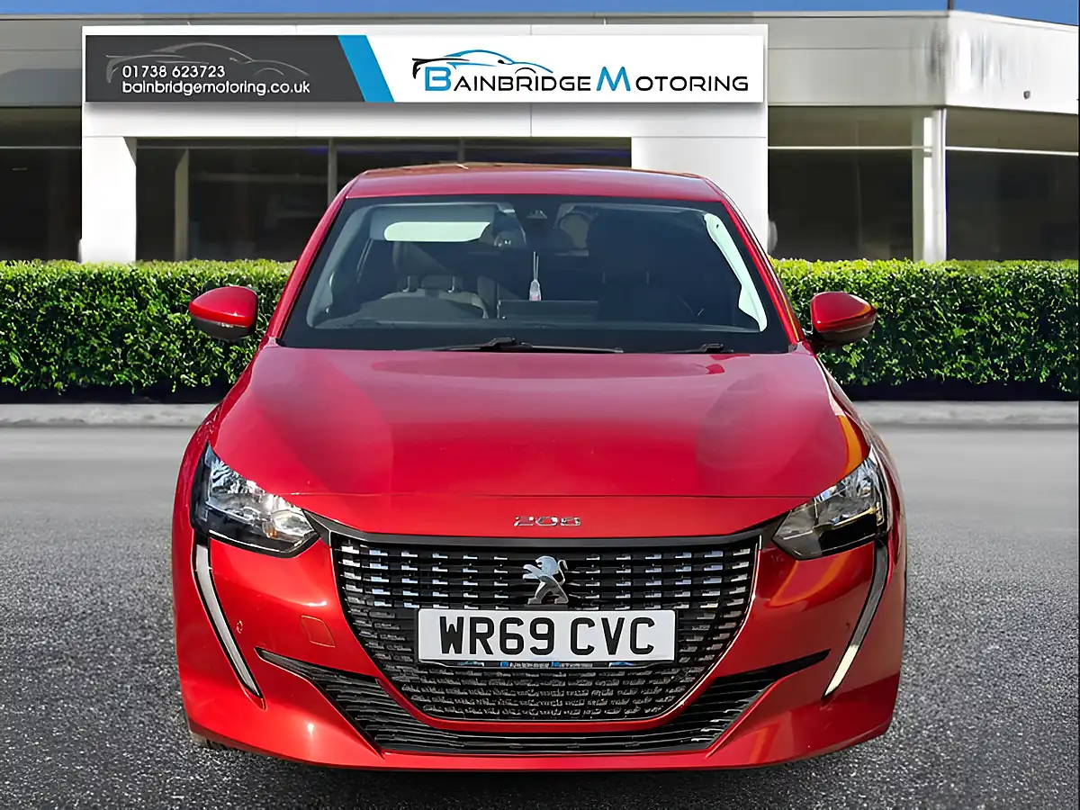 Used 2020 Peugeot 208 Allure Red - Interior and Exterior details 8