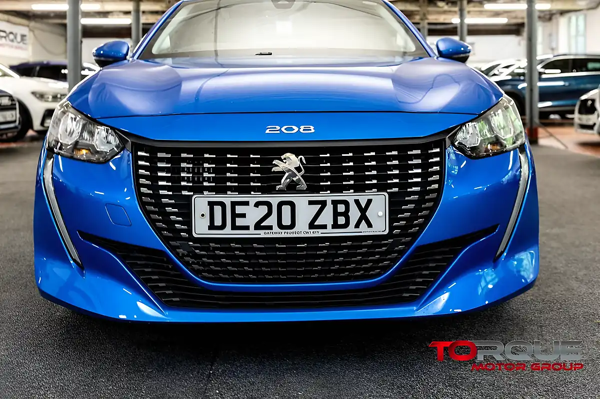 Used 2020 Peugeot 208 Allure Vertigo Blue - Interior and Exterior details 13