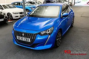 Used 2020 Peugeot 208 Allure Vertigo Blue - Interior and Exterior details 14