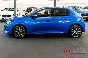 Used 2020 Peugeot 208 Allure Vertigo Blue - Interior and Exterior details 16