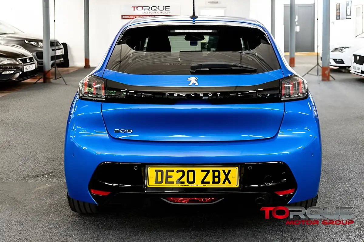 Used 2020 Peugeot 208 Allure Vertigo Blue - Interior and Exterior details 18