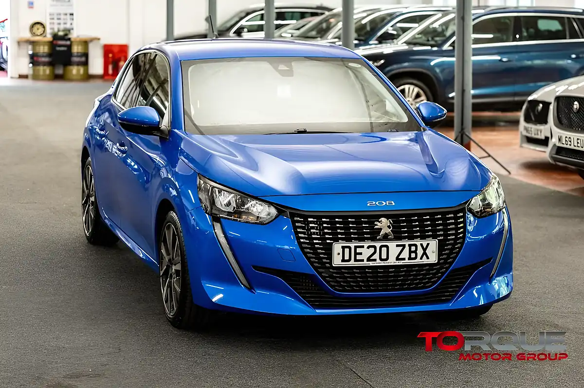 Used 2020 Peugeot 208 Allure Vertigo Blue - Interior and Exterior details 2