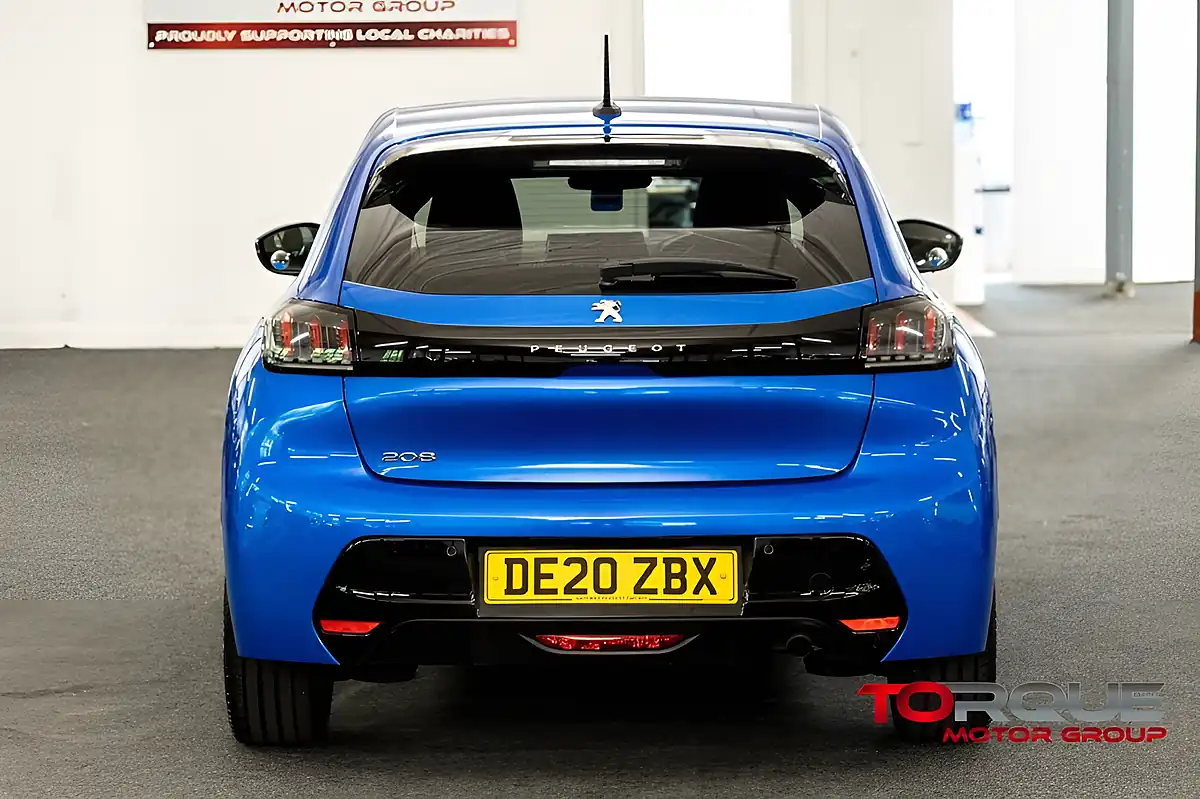 Used 2020 Peugeot 208 Allure Vertigo Blue - Interior and Exterior details 7