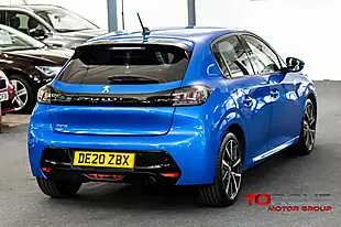 Used 2020 Peugeot 208 Allure Vertigo Blue - Interior and Exterior details 8