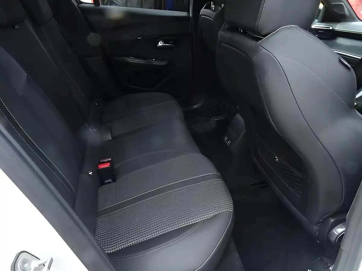 Used 2020 Peugeot 208 GT Line White - Interior and Exterior details 13
