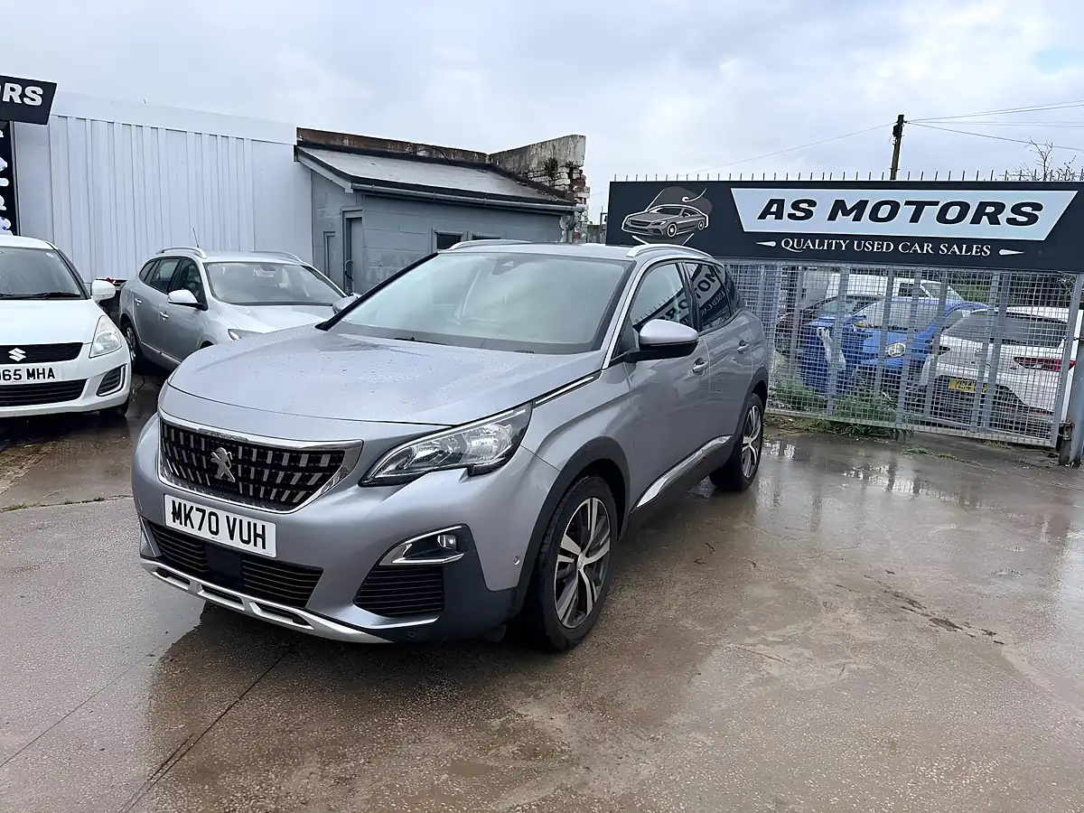 Used 2020 Peugeot 3008 Allure Grey - Interior and Exterior details 2