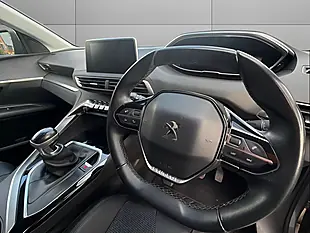 Used 2020 Peugeot 3008 Allure Grey - Interior and Exterior details 11