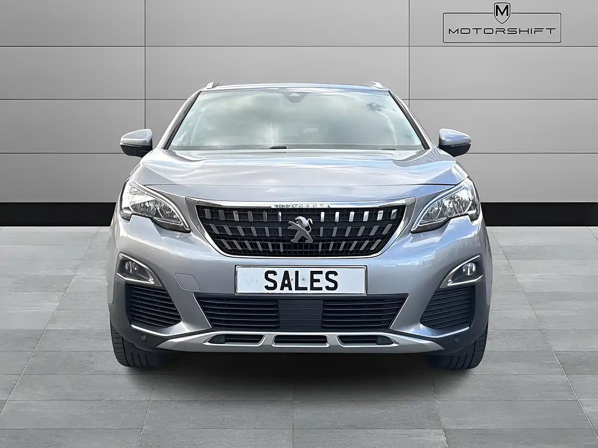 Used 2020 Peugeot 3008 Allure Grey - Interior and Exterior details 3