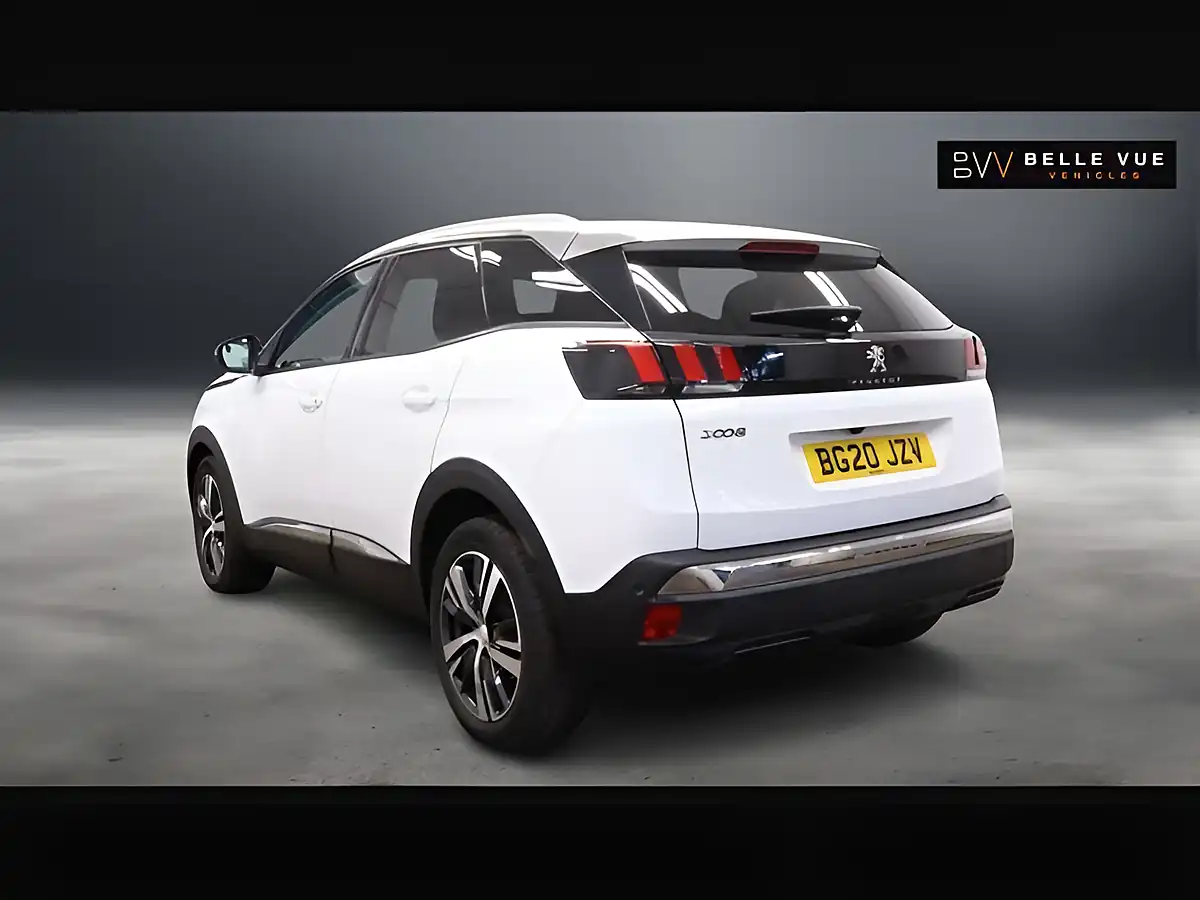 Used 2020 Peugeot 3008 Allure Pearlescent White - Interior and Exterior details 5
