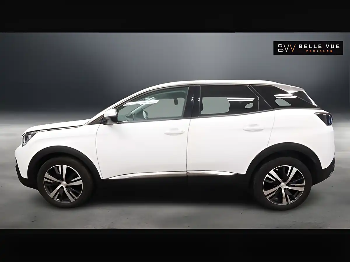 Used 2020 Peugeot 3008 Allure Pearlescent White - Interior and Exterior details 7