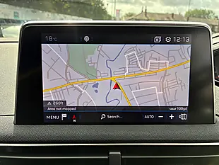 Used 2020 Peugeot 3008 Allure Red - Interior and Exterior details 14