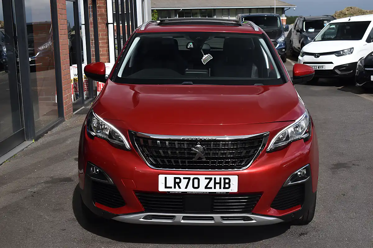 Used 2020 Peugeot 3008 Allure Ultimate Red - Interior and Exterior details 3