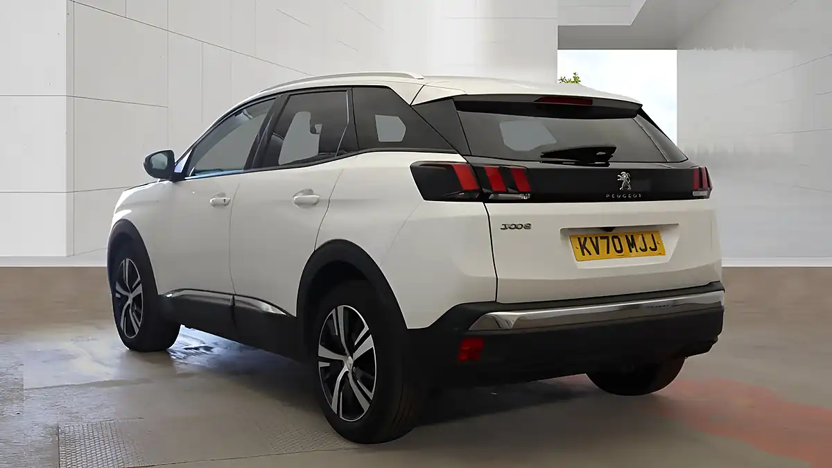 Used 2020 Peugeot 3008 Allure White - Interior and Exterior details 4