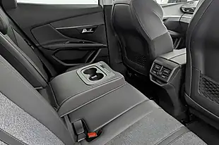 Used 2020 Peugeot 3008 Allure White - Interior and Exterior details 15