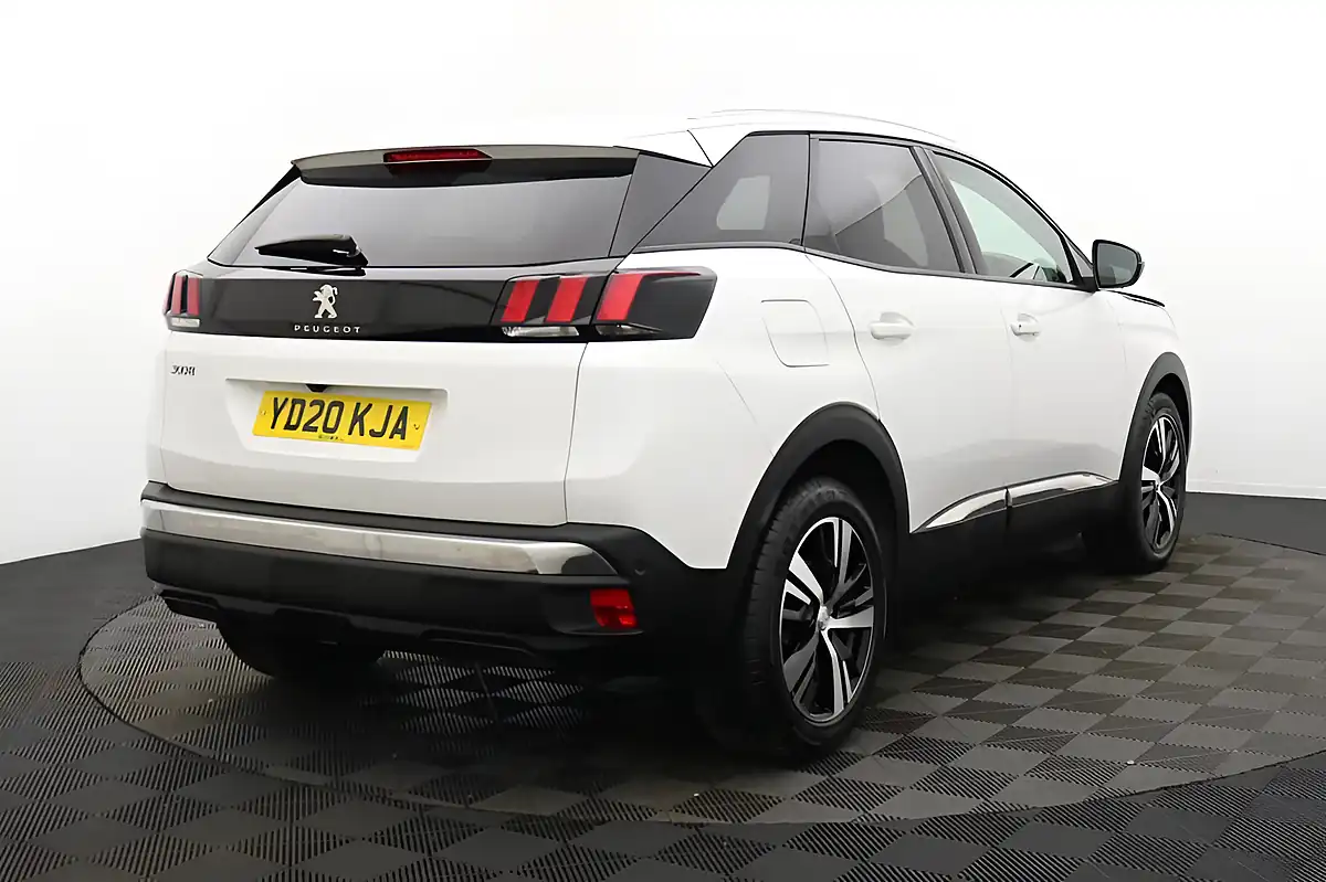 Used 2020 Peugeot 3008 Allure White - Interior and Exterior details 3
