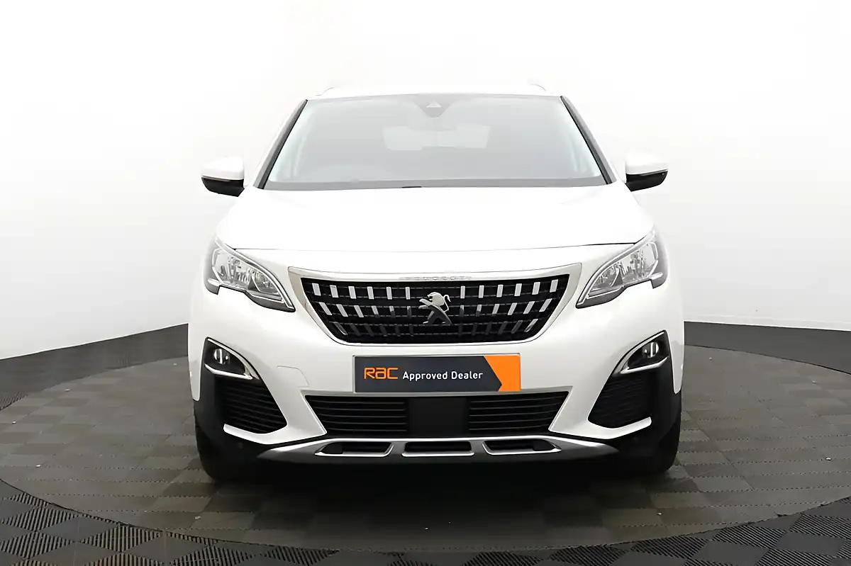 Used 2020 Peugeot 3008 Allure White - Interior and Exterior details 7