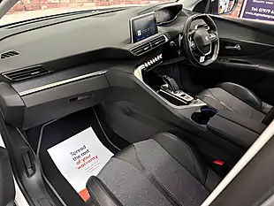 Used 2020 Peugeot 3008 Allure White - Interior and Exterior details 9