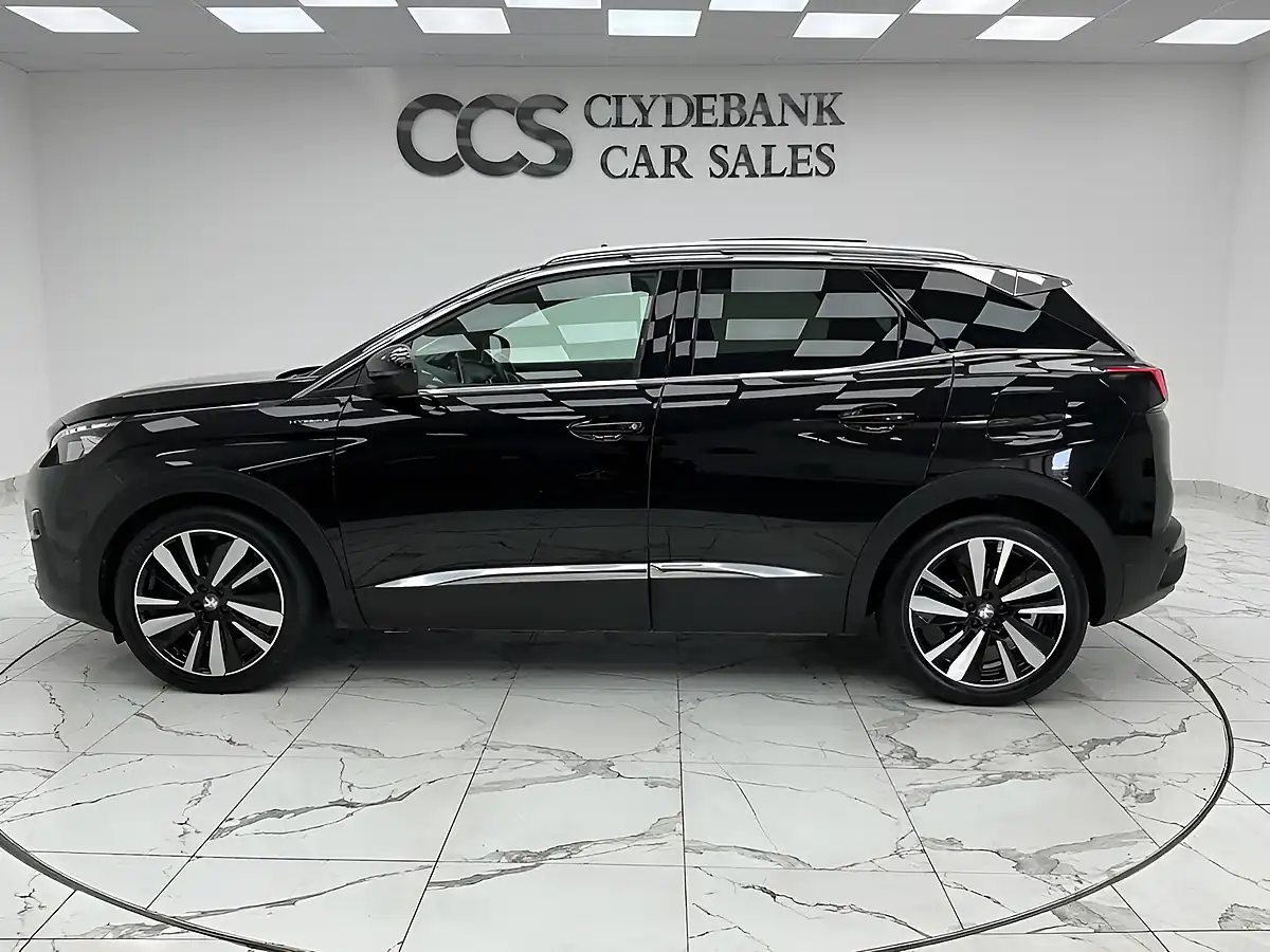 Used 2020 Peugeot 3008 GT Black - Interior and Exterior details 6