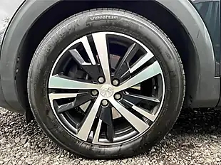 Used 2020 Peugeot 3008 GT Line Grey - Interior and Exterior details 15