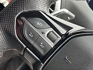 Used 2020 Peugeot 3008 GT Line Grey - Interior and Exterior details 18