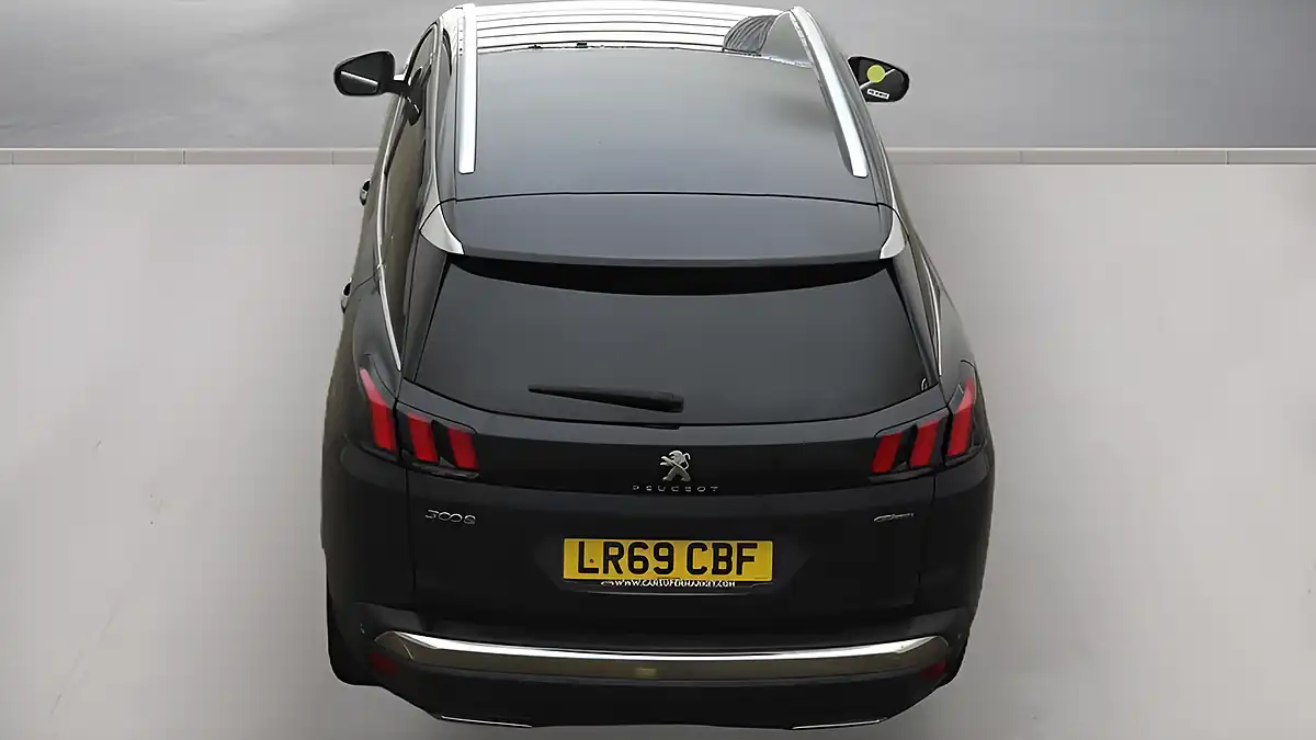 Used 2020 Peugeot 3008 GT Line Grey - Interior and Exterior details 11