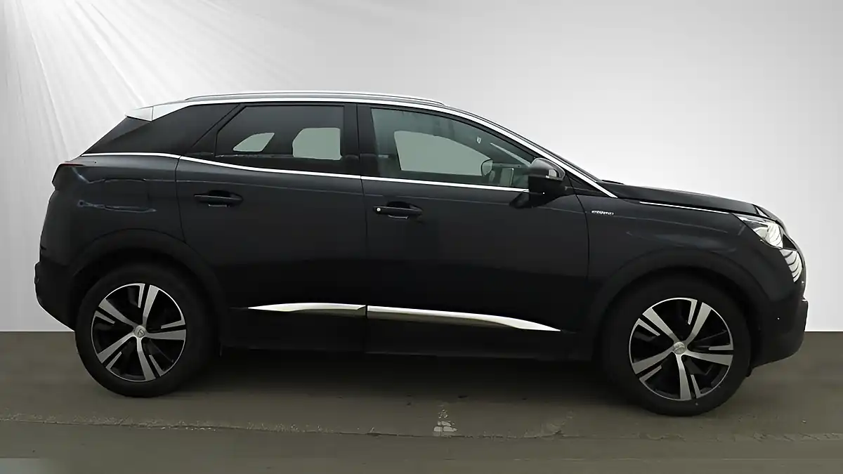 Used 2020 Peugeot 3008 GT Line Grey - Interior and Exterior details 8