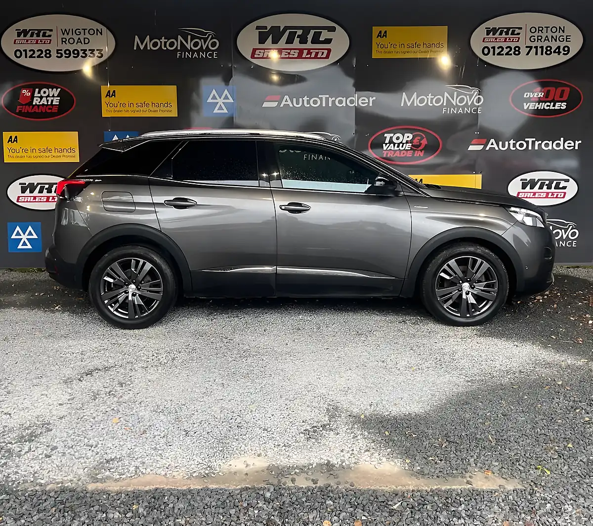 Used 2020 Peugeot 3008 GT Line Grey - Interior and Exterior details 5