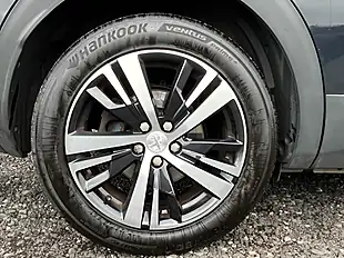 Used 2020 Peugeot 3008 GT Line Grey - Interior and Exterior details 11