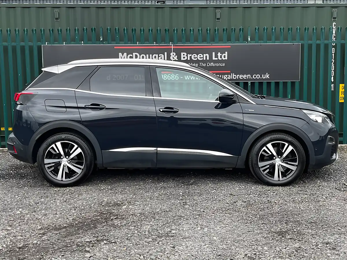 Used 2020 Peugeot 3008 GT Line Grey - Interior and Exterior details 7
