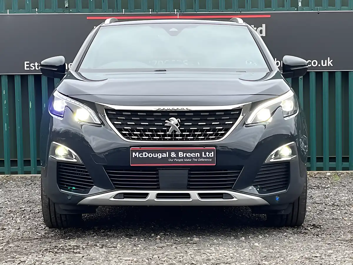 Used 2020 Peugeot 3008 GT Line Grey - Interior and Exterior details 9