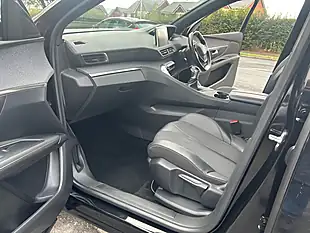 Used 2020 Peugeot 3008 GT Line Premium Black - Interior and Exterior details 6