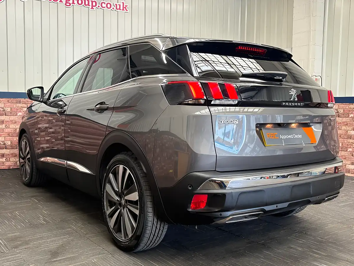 Used 2020 Peugeot 3008 GT Line Premium Grey - Interior and Exterior details 16