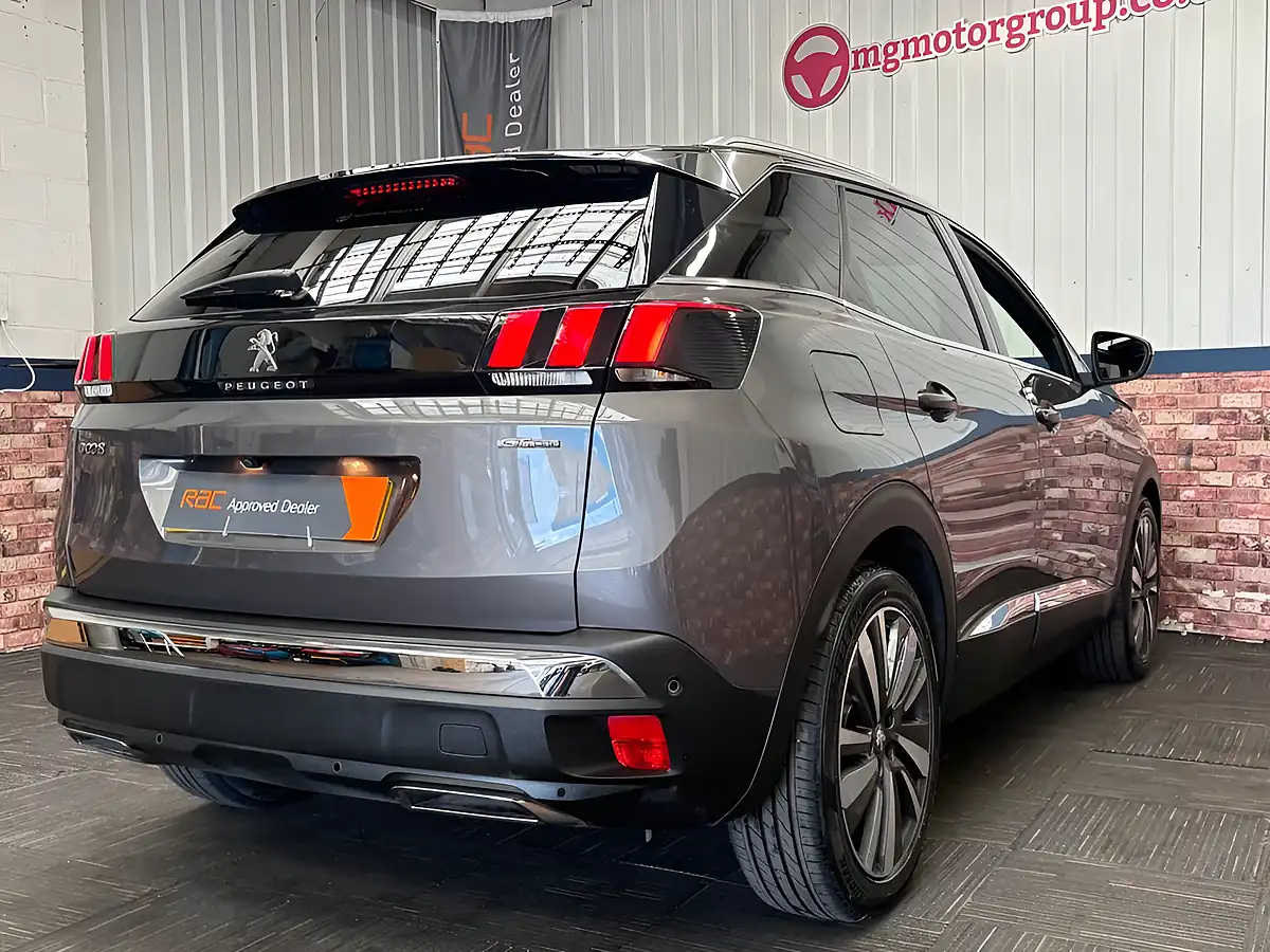 Used 2020 Peugeot 3008 GT Line Premium Grey - Interior and Exterior details 18