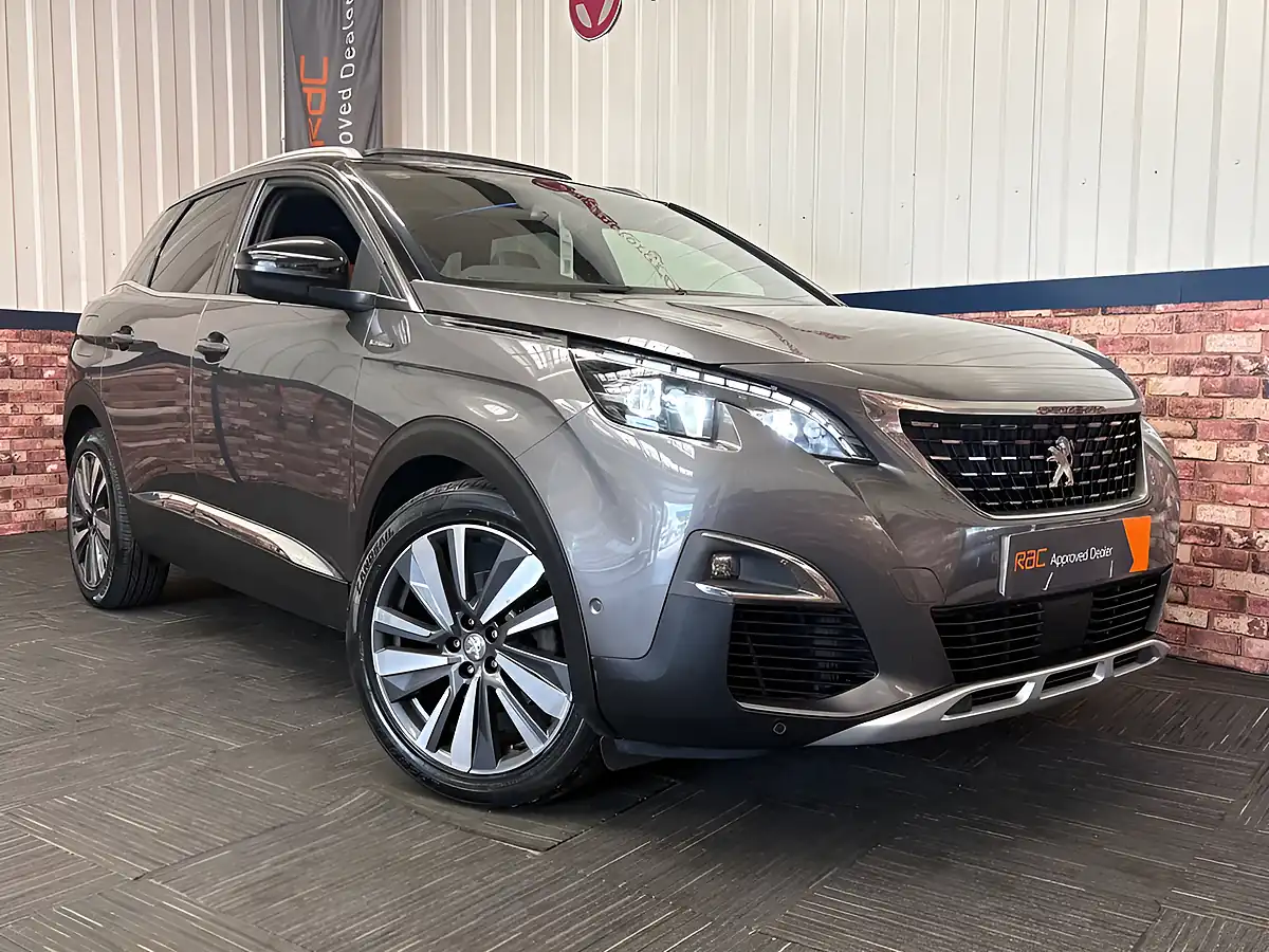 Used 2020 Peugeot 3008 GT Line Premium Grey - Interior and Exterior details 4