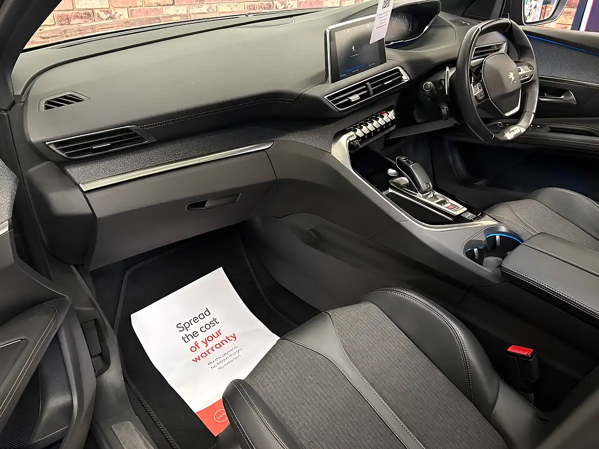 Used 2020 Peugeot 3008 GT Line Premium Grey - Interior and Exterior details 9